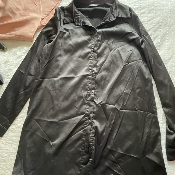 Silk shirt dress and belt - Picture 1 of 3